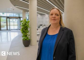 Cambridge professor says government must invest in science