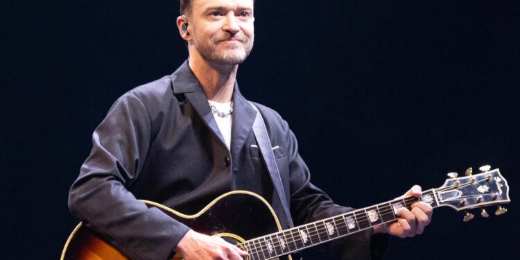 Justin Timberlake Expresses 'Gratitude' for Fans at Show Following DWI Arrest