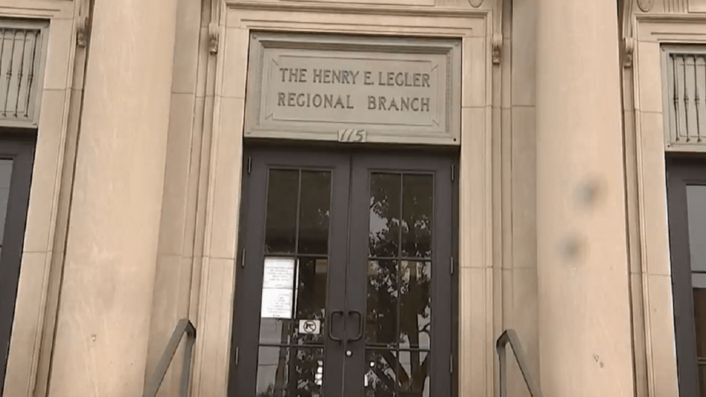 West Garfield Park library offering mental health services – NBC Chicago