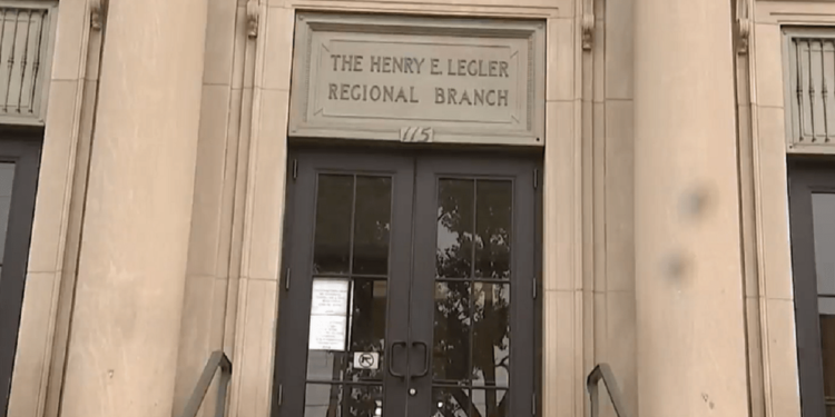 West Garfield Park library offering mental health services – NBC Chicago