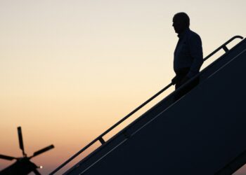 Biden dropped out after questions about his health. Should he resign too?