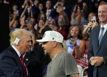 Country star Jason Aldean headlining private RNC party in Milwaukee