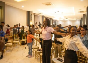 Getting some exercise in at the event (Ministry of Health photo)