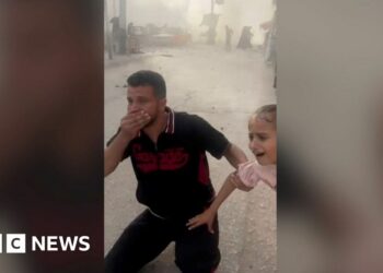 Israeli air strike on Gaza school kills at least 16 people