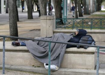 Organizations helping people experiencing homelessness react to Florida public sleeping ban