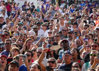 World population is projected to peak at 10.3 billion in the 2080s