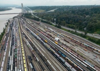 Companies take stock of rail shutdown's hit to economy — and bottom lines