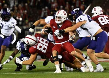 Stanford battles TCU, but Troy Taylor laments lack of finish