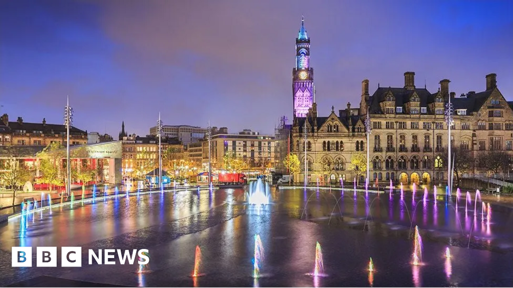 Fountains in Bradford City Park