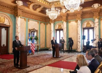 Blinken visits Dominican Republic as talks with president focus on economy and Haiti's crisis