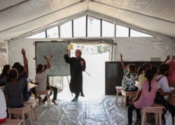 Tragedy in Gaza: 22 Lives Lost in Israeli Attack on School, Says Gaza Health Ministry