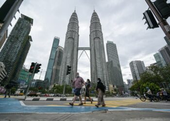World Bank Predicts Malaysia on Track to Achieve High-Income Milestone by 2028!