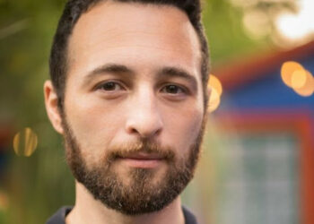 Empowering Innovation: How Latinos in Tech are Leading the Charge for Diversity!