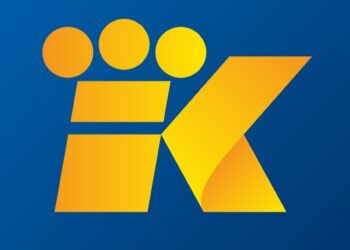 Rediscovering Roots: A French Polynesian Mother-Daughter Duo Embraces Sustainable Living in Harmony with Nature