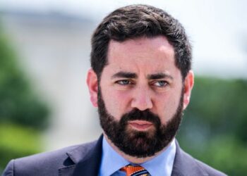 GOP Rep. Lawler Admits to Darkening Face for Michael Jackson Costume Amidst Photo Controversy