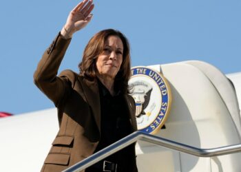 Harris Unveils Personal Health Report, Calls Out Trump for Keeping His Secrets