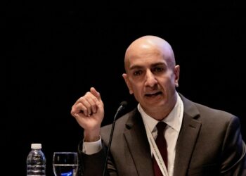 Fed’s Kashkari: The Economy Thrives, Yet Inflation Still Lurks