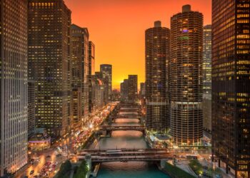 Unveiling the Lifestyle Hotel Experience: Discover Chicago’s Trendiest Stays!