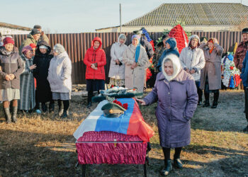 How the Ukraine War Is Taking a Toll on Russia’s Economy and Society