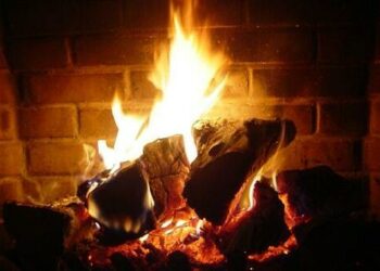 WA Legislature Halts Progress on Wood Stove Regulation Bill: What This Means for Homeowners and the Environment