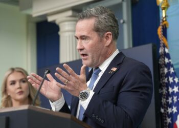 National security advisers manage decision-making as advocates or honest brokers